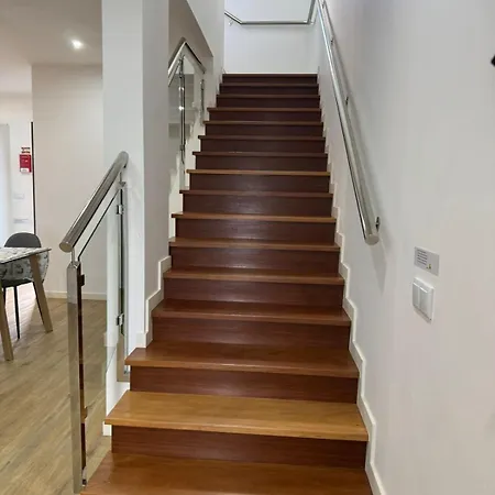 E - Beautiful 2 Bedroom Terraced Casa vacanze Machico (Madeira)