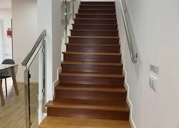 Elegant Terraced With Free Private Parking 別荘 マシコ